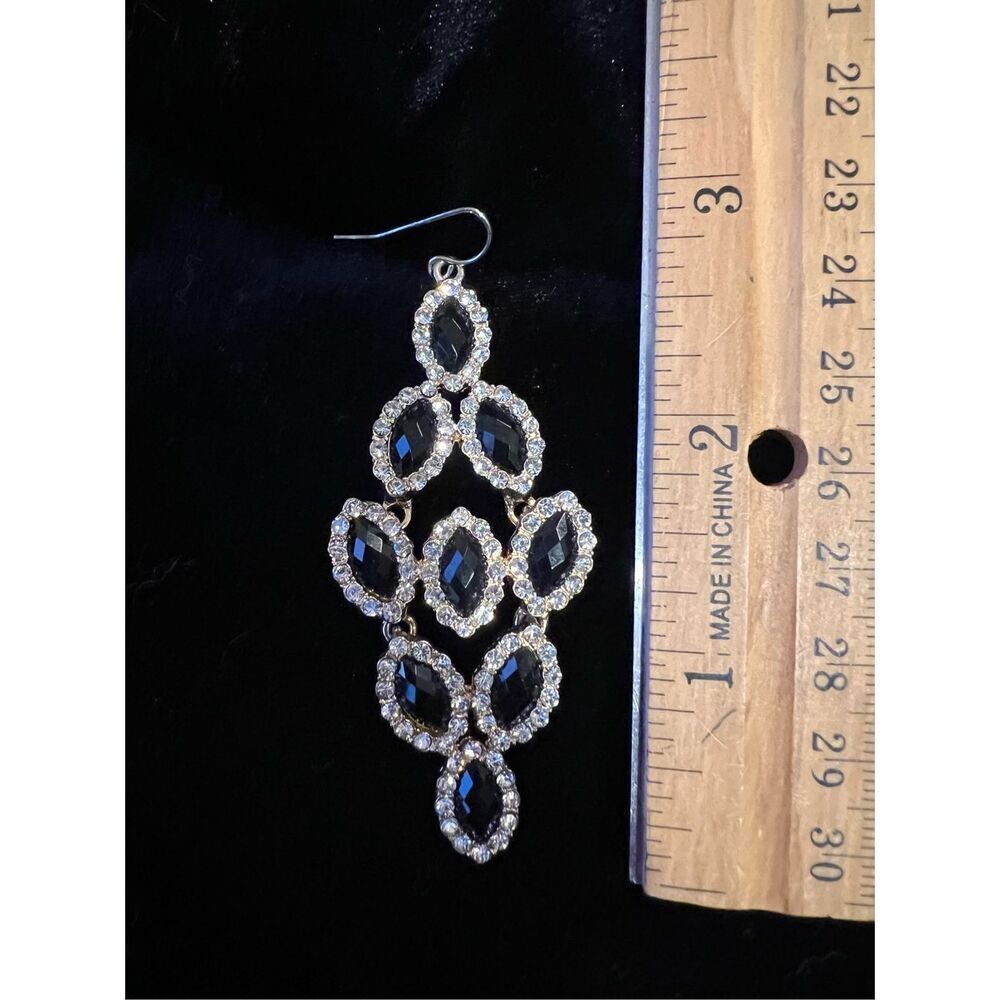 Earrings - Picture 3 of 3
